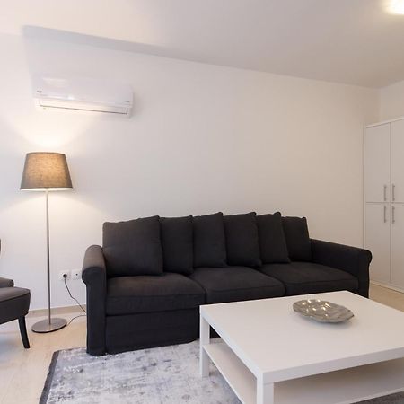 Great Two Bedrooms Apartment In Varkiza Vári Eksteriør billede